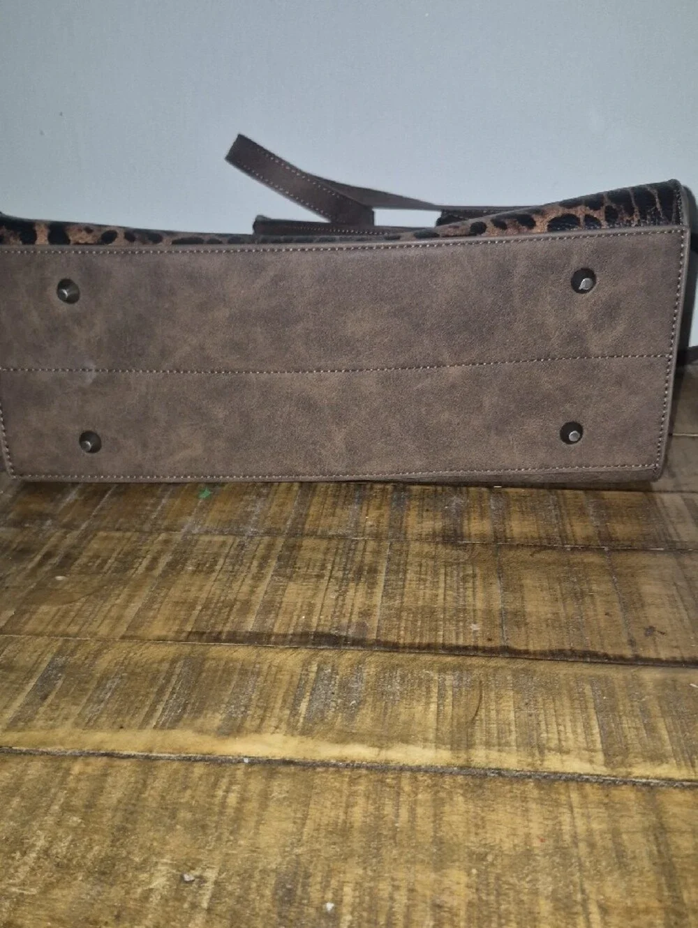 Sale NWOT Wrangler Leopard Print Satchel in Brown and Black
